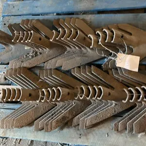 Pallet H (28) 10” knock on sweeps (6) 8” knock on sweeps