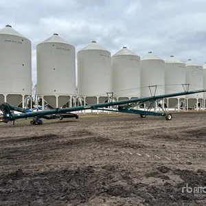 2010 NuVision 5395 GrainMax 13 in x 95 ft Swing Grain Auger