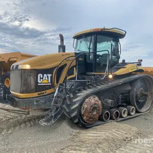 2006 Challenger MT865B Track Tractor