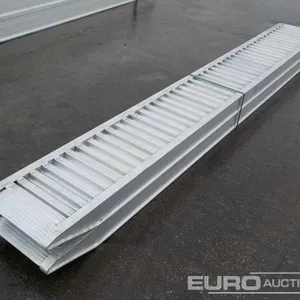 Unused CLM 85.25 Aluminium Loading Ramps (2 of) 2920kg Capacity, 2500mm Length 