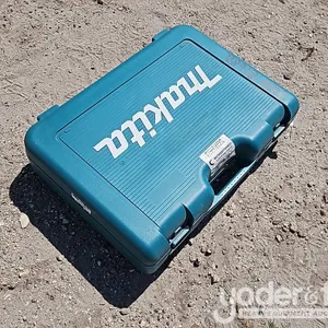 Makita HR4002 