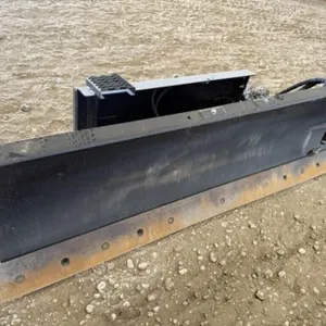 2010 Skidsteer 7' Hydraulic 6 Way Blade