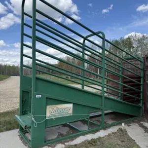 Morand Adjustable Cattle Loading Chute - LIKE NEW