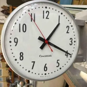 VINTAGE - CINCINNATI DOUBLE SIDED CLOCK