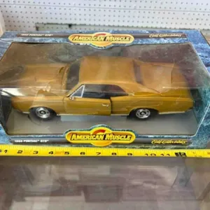 ERTL - DIE CAST 1966 PONTIAC GTO