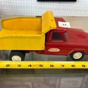 VINTAGE  -TONKA DUMP TRUCK