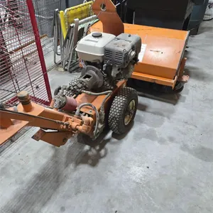 Laymor walk behind sweeper