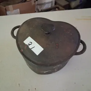 Heart Shaped Cast Iron Pot w/ Lid