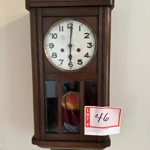 Regulator Mid 20th century Pendulum clock with key