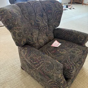 Reclining armchair
