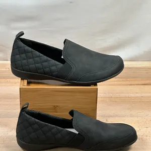 Jsport: Women's Slip On, "Lisa", Black, Size 10- Used