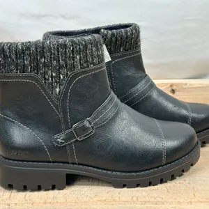J Sport:  Women's Ankle Booties, Voilet, Black,  Size 8.5- Like New