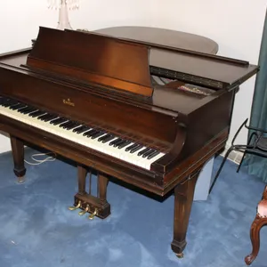 Everett Baby Grand Piano