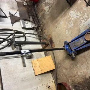 Certified Garage Jack 3-Ton Floor Jack
