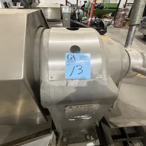 OIL PRESS MACHINE, YIJIAYI (Hubei) Machinery Equipment Group model YJY-Z450