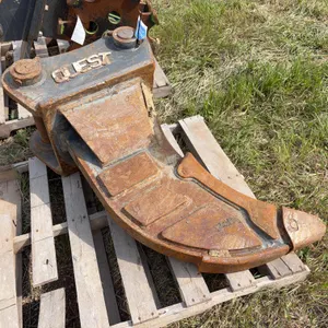 Quest Excavator Ripper