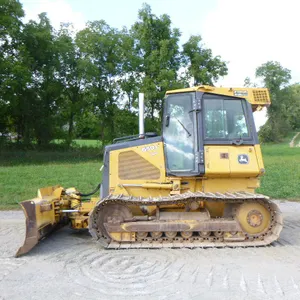 05 John Deere 650J Dozer (QEA 3112)