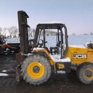 13 JCB 930 Rough Terrain Forklift (QEA 8634)