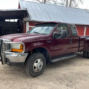 2000 Ford F-350 1-Ton Dually (Has Rebuilt Salvage Title)