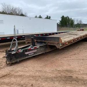 2013 Towmaster 34' Equipment Tag Trailer (Has WI Title) (Nitke yard- Mosinee, WI)
