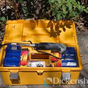 DREMEL TOOL KIT