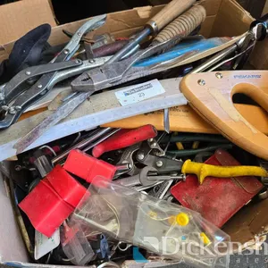 TOOL SELECTIONS LOT