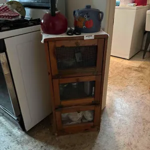 WOOD SHELF WITH CONTENTS