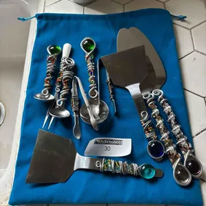 DECORATIVE UTENSILS