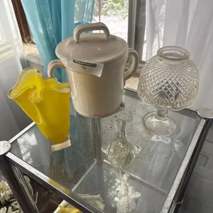 GLASS & CERAMIC DECORATIONS