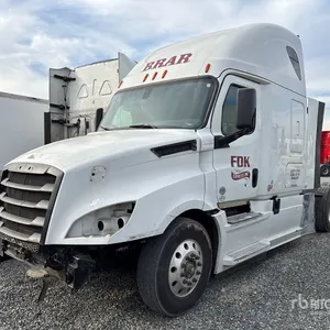 2019 Freightliner Cascadia 126 6x4 T/A Sleeper Truck Tractor