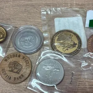 Asst. Novelty Coins, Tokens & Buttons. *SC