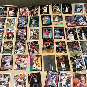 Mixed Sports Trading Card Lot Kevin Garnett Joe Dumars Alomar Cheaney & More