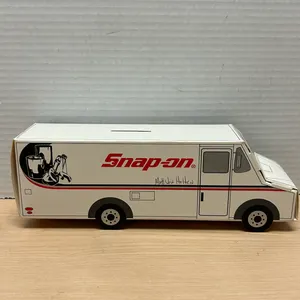 Snap-on Delivery Truck Shaped Sock Gift Box Kevlar Work Socks