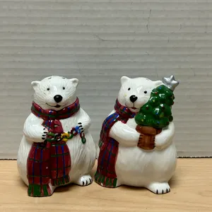 Pair of Pfaltzgraff Christmas Polar Bear Ceramic Shakers Holiday Décor