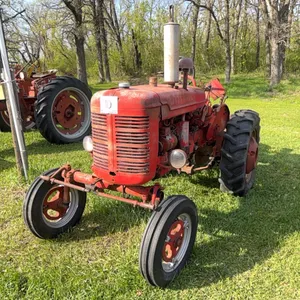 1947 IH Farmall A wide front