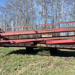 MF 785 SP SWATHER