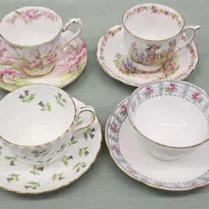 Teacups & Saucers