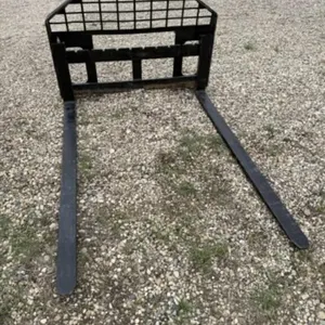 Skidsteer Attachment 60" Pallet Forks