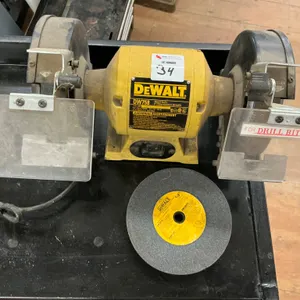 DeWALT DW758 Bench Grinder