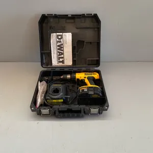 DEWALT DRILL