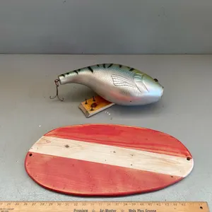FISHING LURE DECOR