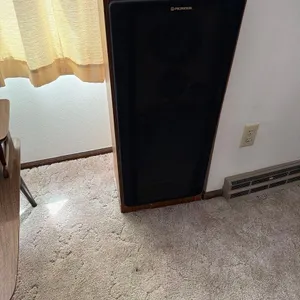 PIONEER TOWER SPEAKERS, QTY (2)