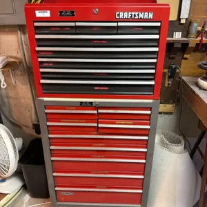 CRAFTSMAN 17 DRAWER TOOL BOX