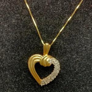 14KT Yellow Gold Necklace With Heart Shape Diamond Pendant