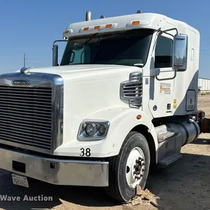 2013 Freightliner Coronado semi truck