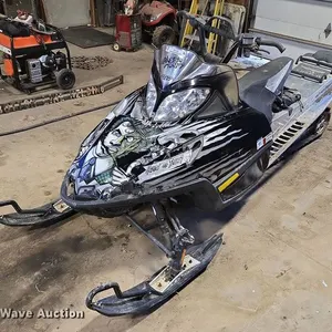2006 Arctic Cat M7 snowmobile