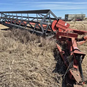 1987 Case IH 730 Pull Type Swather
 UNRESERVED