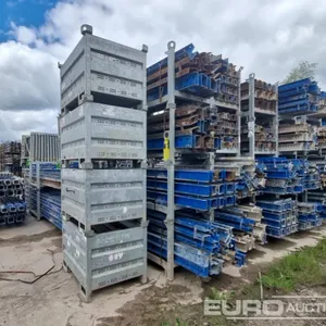 Bundle of Doka Whalers (20 of), Stillage of Doka Whalers (4 of) 