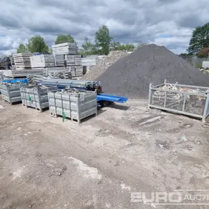 Stillage of Staxo Bases & Heads (6 of), Bundle of Doka Whalers & Panaciers, Bundle of Frames (2 of) 
