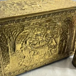 Vintage Brass Trunk & Vase lot